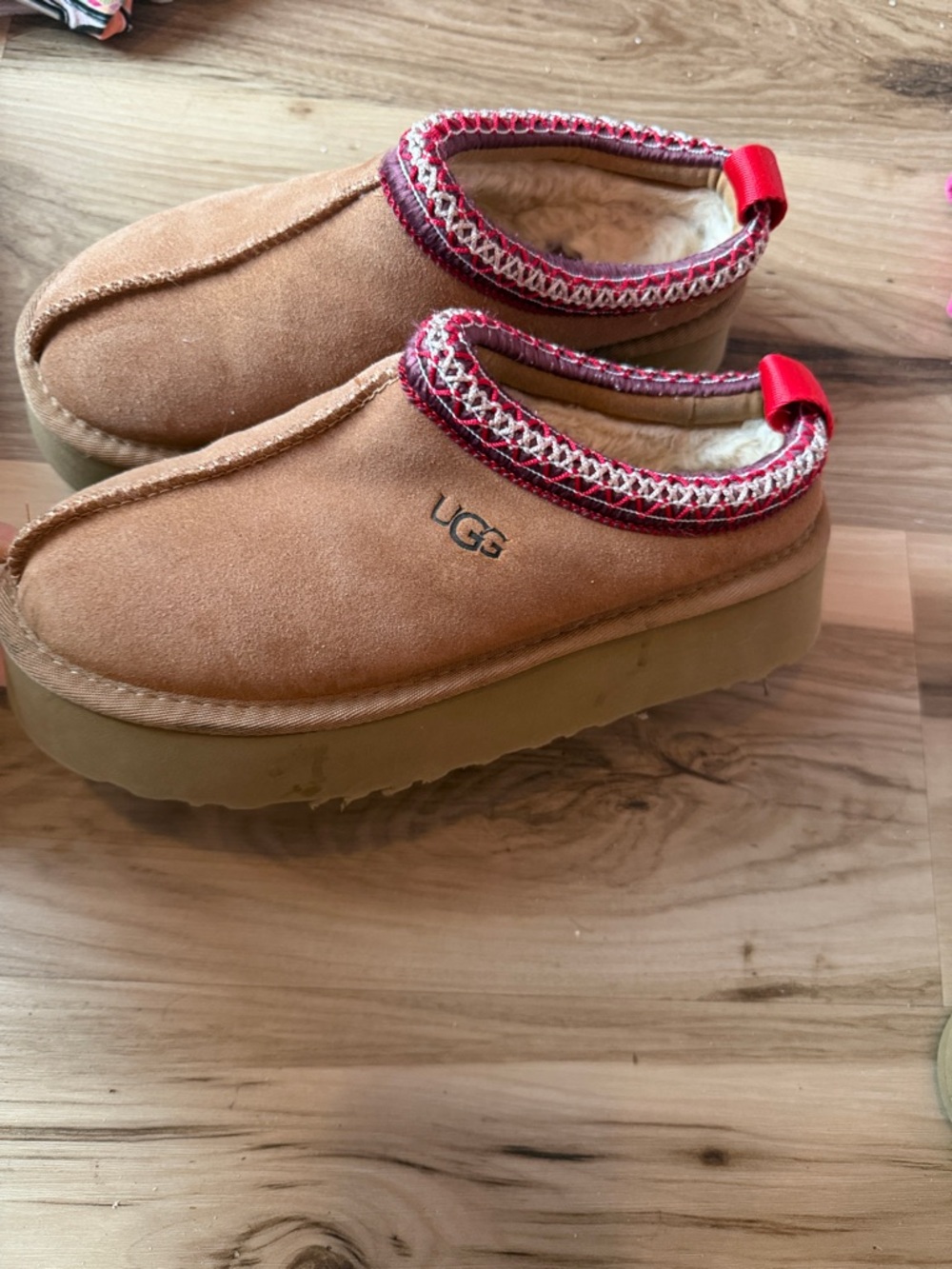 UGG Kids Chestnut Suede Slip-On Slippers with Red Trim